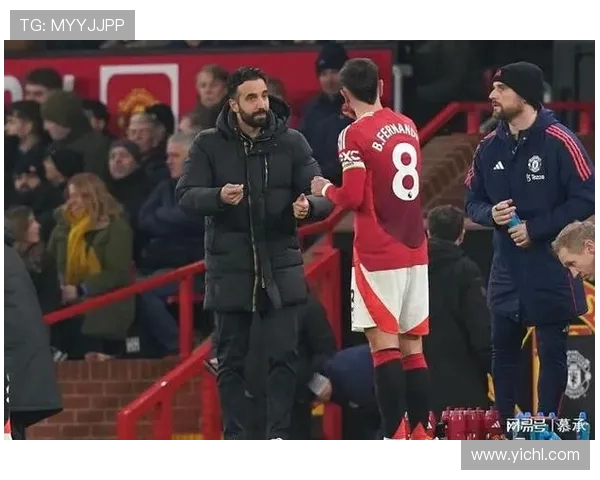 B 费留队存疑，拜仁追中卫：足坛双料转会暗流涌动